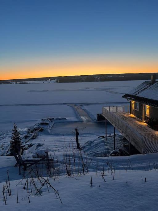 Östersund Lake House By Storsjoen מראה חיצוני תמונה