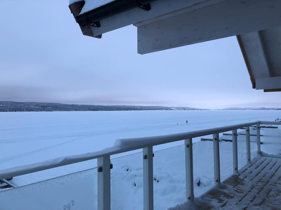 Östersund Lake House By Storsjoen מראה חיצוני תמונה